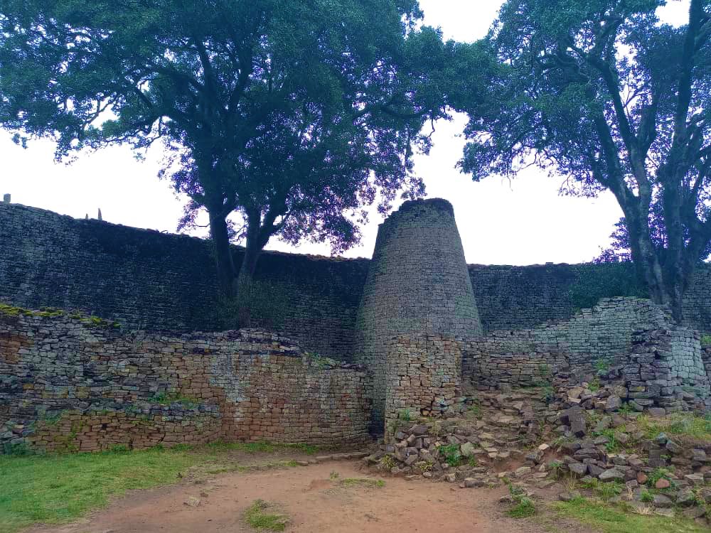 Throwback!!
Great Zimbabwe Monuments is a must visit.
It pays to plan ahead. Plan for that trip to #VisitZimbabwe 
#vacationmode #travel #monuments #ExploreMore #Throwback