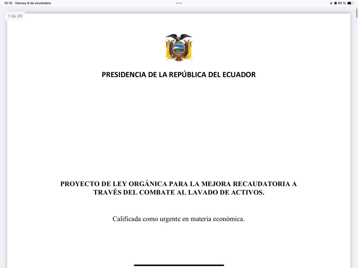 luisesgo's tweet image. DESCARADOS
Anuncian una ley para combatir “el lavado de activos”…
y lo primero que hacen es ponerle OTRO impuesto a quienes tienen carro en Ecuador.
🤬🤬🤬
Es repulsivo todo.
Todo es recaudar más y más, esquilmar al ciudadano para seguir manteniendo toda su estructura de…