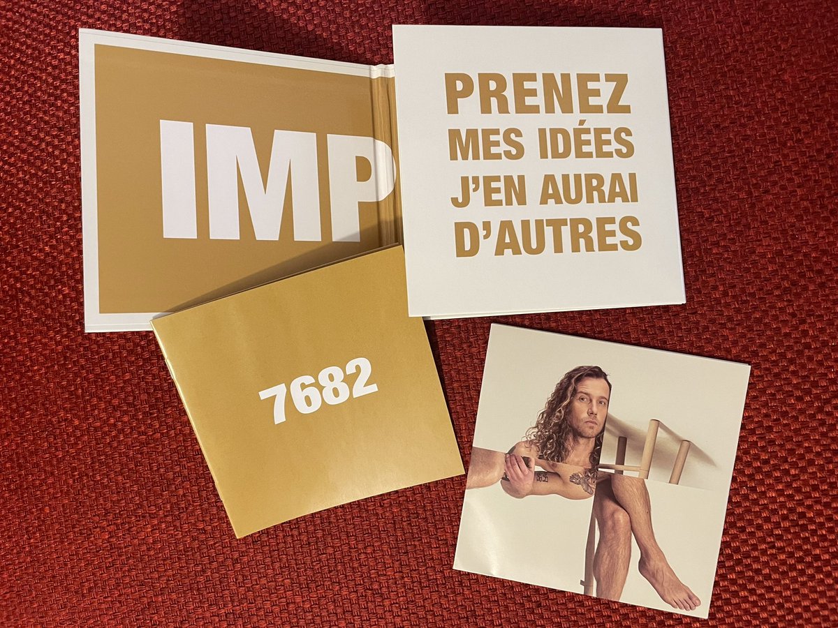 aimepi's tweet photo. En tant que « vieille » fan de Julien Doré suis allée à la Fnac pour acheter le CD 😁 #oldschool… bon je me demande ce que c’est ce nombre là? 🤔 https://t.co/Tli2ab78gv
