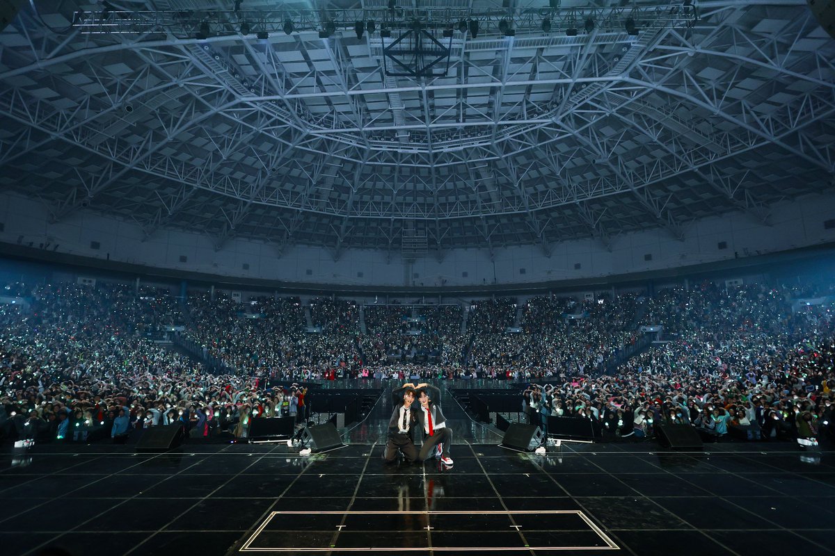 JX는 언제나 너희를
기다리고 있었다는 걸.. 🫶🏻

𝗝𝗫 𝟮𝟬𝟮𝟰 𝗖𝗢𝗡𝗖𝗘𝗥𝗧 [𝗜𝗗𝗘𝗡𝗧𝗜𝗧𝗬] 𝗶𝗻 𝗦𝗲𝗼𝘂𝗹 
 ➫ 2024.11.08 (Fri.) Day 1
📍KSPO DOME

#JX_IDENTITY #제이엑스 #XIA #Jaejoong
#김재중 #김준수 #Kimjaejoong #KimJunsu
#ジェジュン #ジュンス #金俊秀 #金在中