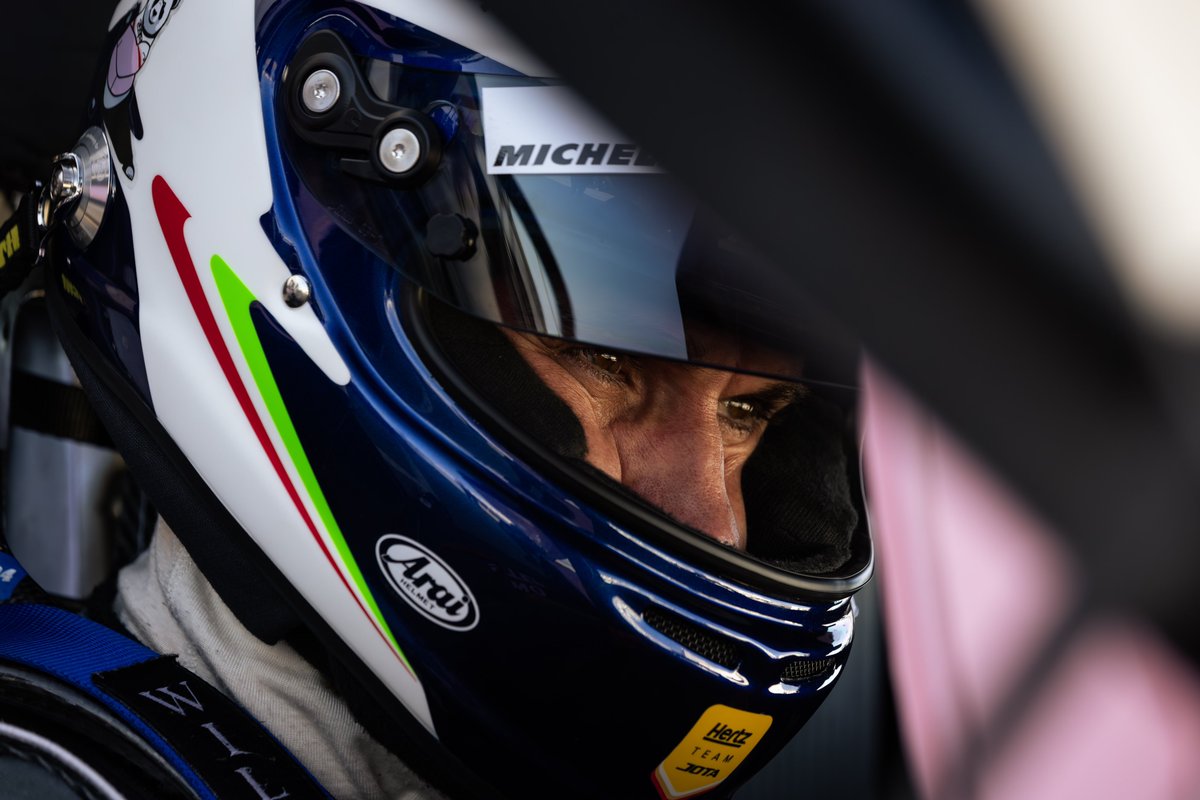 Rob Overy tweet media