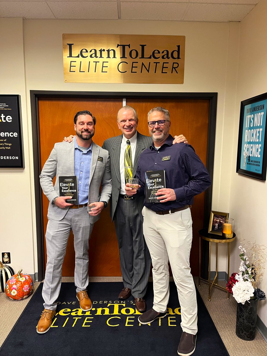 learntolead100's tweet image. Enjoyed our first of three Strategy Summit workshops this week where teams worked on getting their strategies laid out for a successful start to 2025. Looking forward to our sold out class next week!  #StrategySummit #TeamBuilding #StrategicPlanning