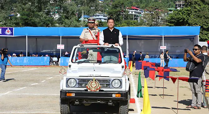 arunachaltimes_'s tweet photo. (Six capital police officers, constables awarded DGP commendation disc)
~APP raising day~
#DGPCommendationDisc #APPRaisingDay #ArunachalPradeshPolice
The Arunachal Times - https://t.co/rKigIjqdRh https://t.co/5Ov1jz4AWV