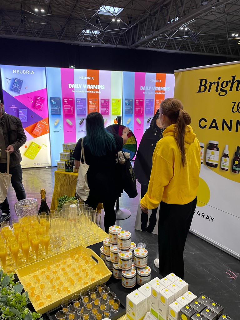 cannarayuk's tweet photo. 🎉 We had an amazing day out at the Holland and Barrett retailer exhibition in NEC Birmingham! From discovering the latest health trends to connecting with like-minded individuals, the positive energy was contagious! https://t.co/sQt6EVmUri