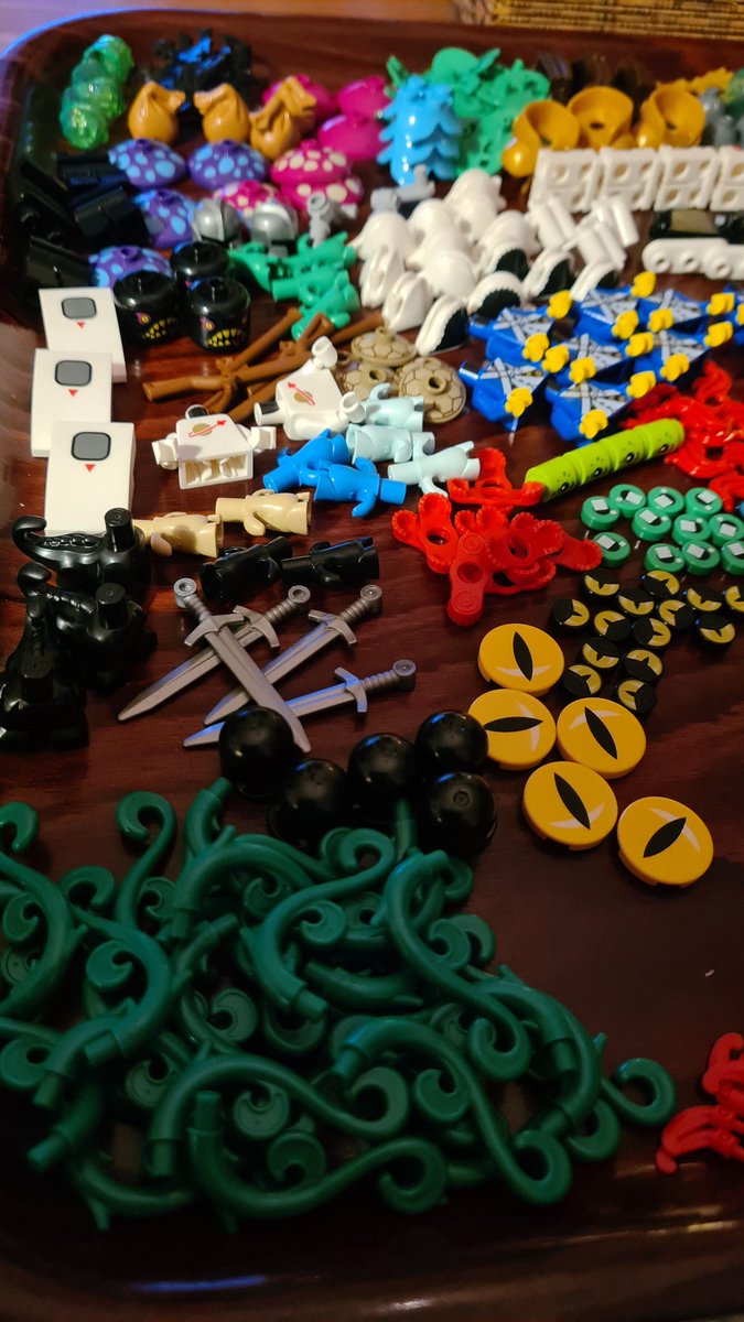 SvenHilbrants's tweet photo. Zit er nog wat leuks voor jullie bij? #LEGOPickABrick https://t.co/14tY4KdWg1