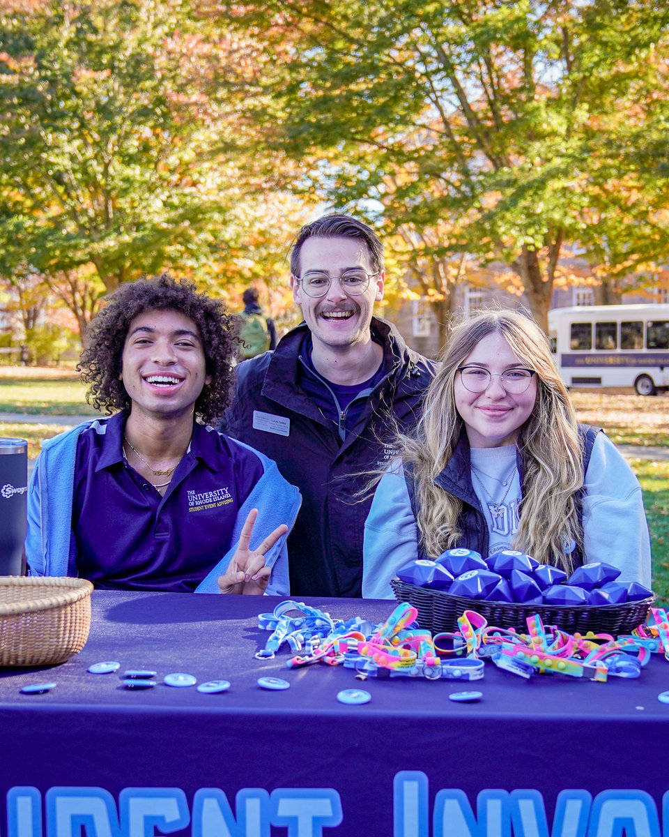 universityofri's tweet image. Happy #NationalFirstGenDay! We had a wonderful time celebrating our first generation students on the Quad with a resources fair, music, prizes, and delicious food from the Rhody Eatz food truck. A big thanks to everyone who came out!

#GoRhody #CelebrateFirstGen