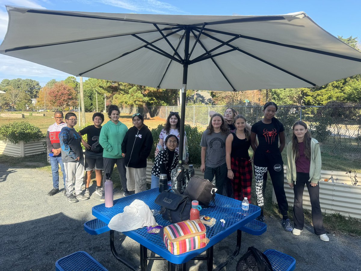 Lori Wilson tweet media