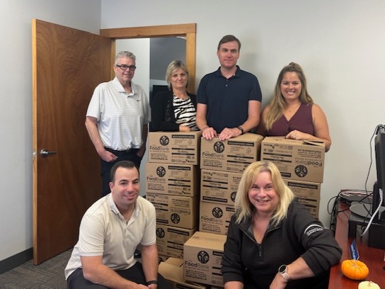 FoodBankWatReg's tweet photo. Community in action! Donovan Insurance Brokers Inc. ran a Thanksgiving food and fund drive that raised 10,189 meals! Thank you for supporting our mission to ensure no one goes hungry in Waterloo region ๐
#FeedWR #FoodBanks #WaterlooRegion https://t.co/5KgxvM6QC0
