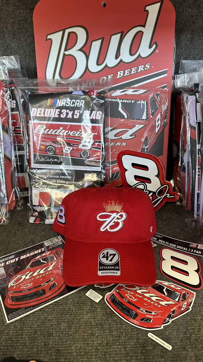 JR Motorsports tweet media