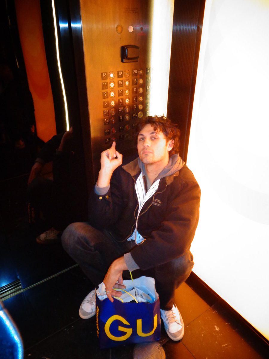 Drake Rodger tweet media