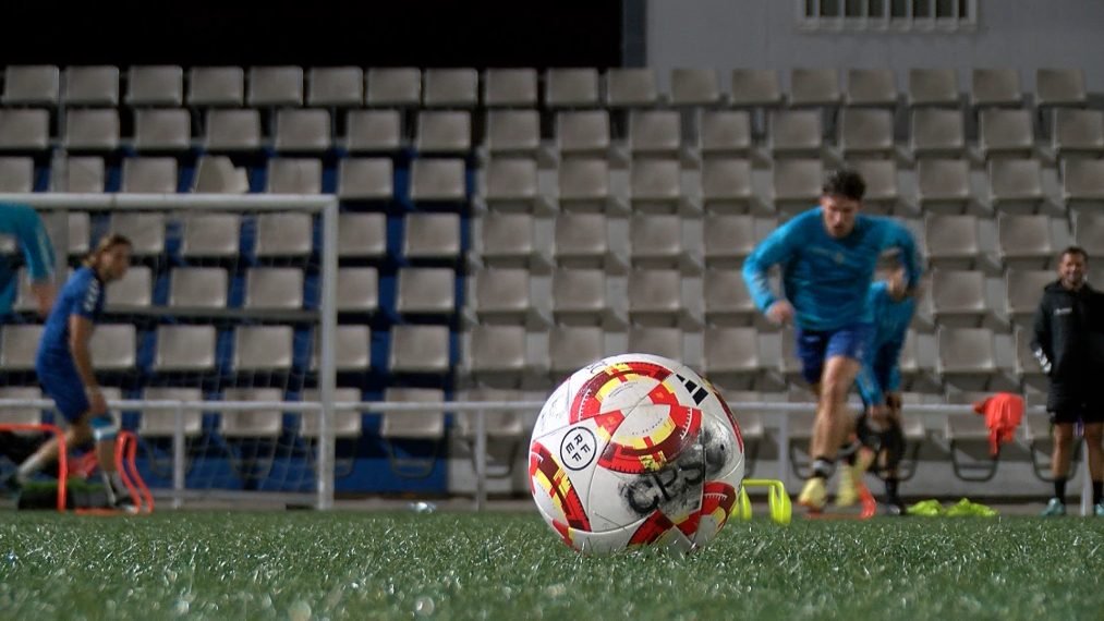 ⚽️| El <a href="/CPSanCristobal/">CP San Cristóbal</a> busca el primer triomf a casa per seguir creixent

🗓️🕛diumenge, 12:00h
🆚<a href="/Montanyesa1927/">CF Montañesa</a>
🏟️Mpal Ca n'Anglada
📻<a href="/RadioMTerrassa/">Ràdio Municipal de Terrassa</a> 

🎦La prèvia amb Cristian García i <a href="/Marcrio19/">Marc Rio</a> a terrassadigital.cat/el-san-cristob… #Terrassa #esportstrs #TerceraRFEF <a href="/rfef/">RFEF</a>
