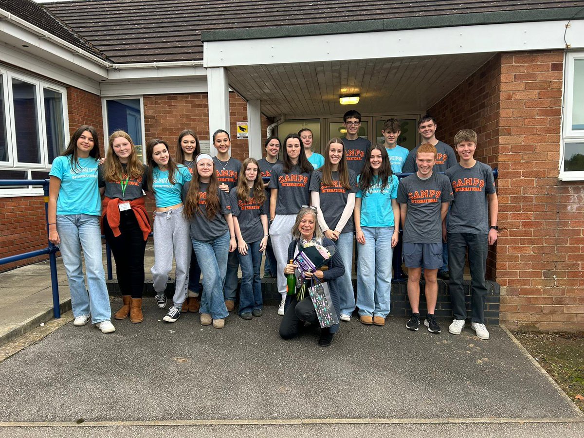 A Camps International send off to the much loved Miss Hough. ❤️