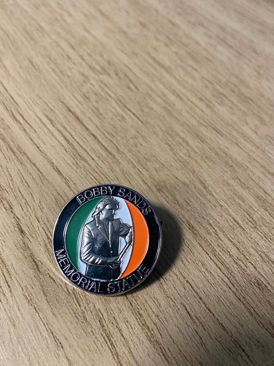With the NEW Bobby Sands statue in Twinbrook due be unveiled in early 2025. A number of limited edition commerative badges have become available.
These won’t last long…..
£5 per badge + postage (if required)