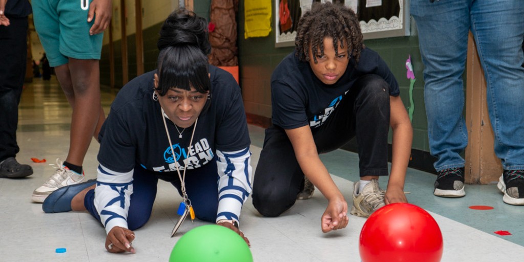 PPG's tweet image. On #NationalSTEMDay and every day, we are proud to proud to partner with organizations in building the next generation of diverse and innovative leaders in STEM and funding programs that inspire learning and cultivate careers in STEM.

Learn more: bit.ly/3SRLhJb