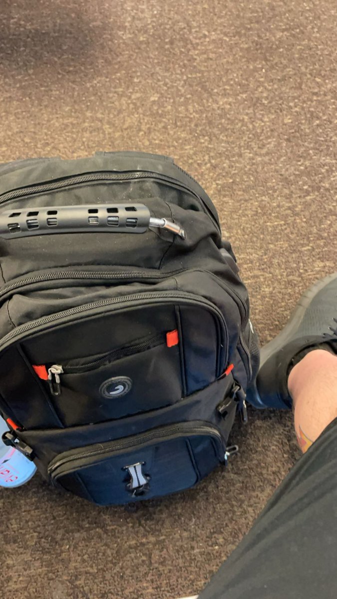 SirBerds's tweet image. From work to Vegas.

#Halo2