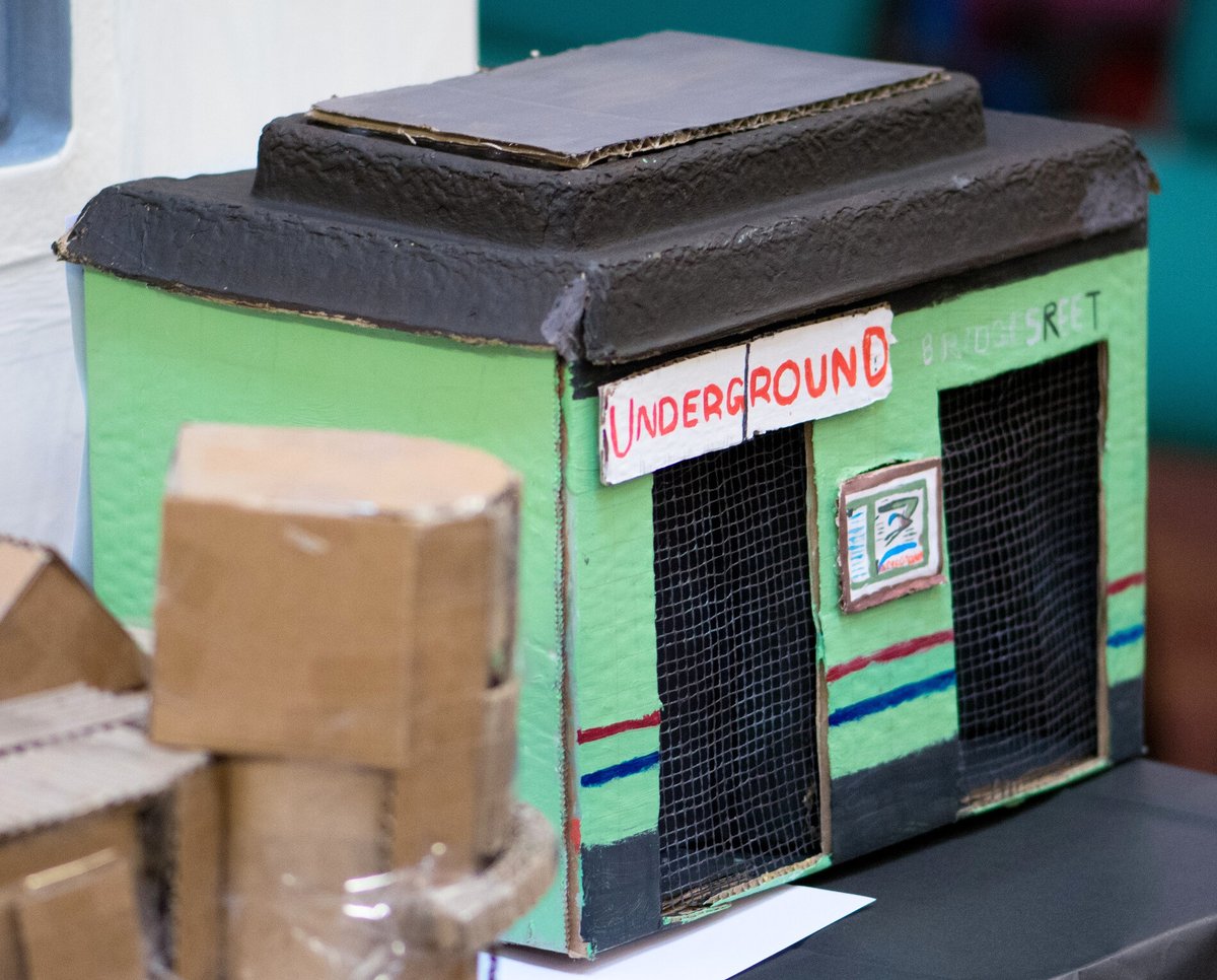 Pressing pause on our 📸 thread before sharing some primary schools' #ArtDecoSouthsideAlive! Schools Model Building Challenge exhibition creations🧒🏢✨ See you then &amp; signing-off with Bridge St subway 'Underground' station by Lourdes Secondary School S3 pupils... 🚇All aboard 🚇