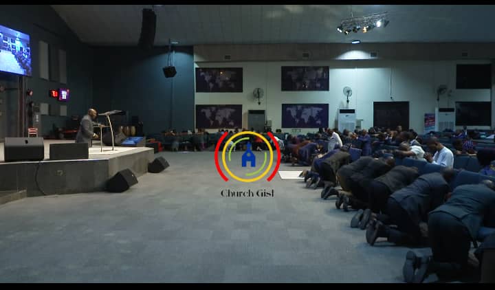 therealchurchg1's tweet photo. BISHOP OYEDEPO LEADS ALL WINNERS TO PRAY FOR FORGIVENESS ON THEIR KNEES

Ask God to write off your negative past that entitles you to fierce anger from God.

Jesus, rewrite my story, do a new thing in my life!

#BishopDavidOyedepo
#WeekOfSpiritualEmphasis
#DayThree
#8thNovember2024
#EverWinningWisdom
#Fortune2024 
#ChurchGist