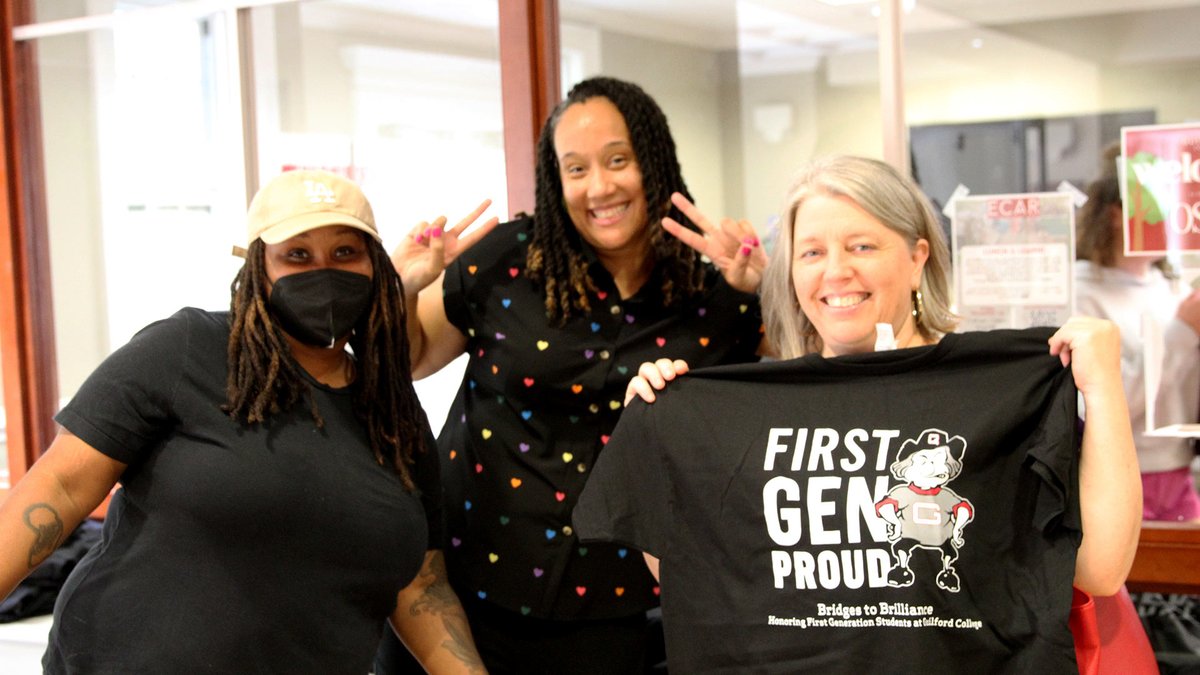GuilfordCollege's tweet image. Guilford College celebrated the resilience and achievements of our first-generation students yesterday! Here's to honoring their journeys and bright futures. 💪 #WeAreGuilford #FirstGenProud