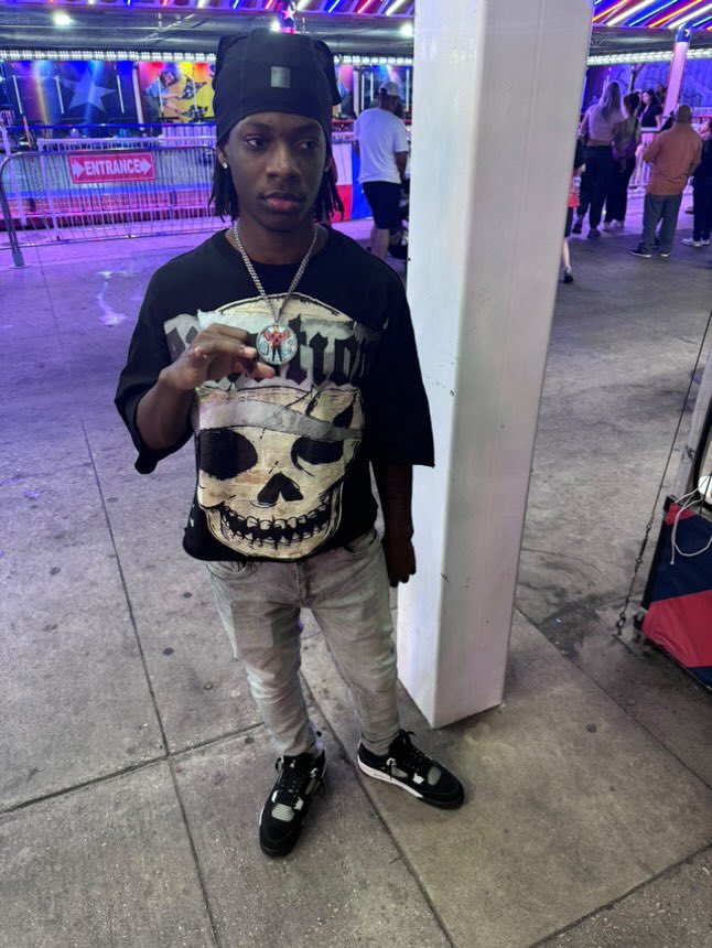 Just wanted to post some fly shit again 🤷🏾‍♂️