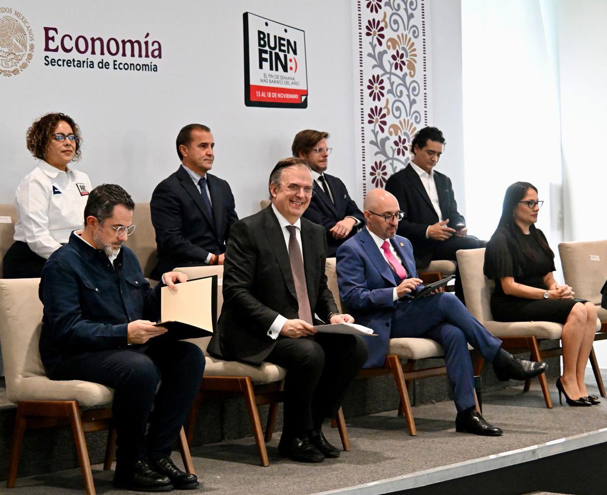 #ComunicadoConjunto || Presentan <a href="/SE_mx/">Economía México</a> y <a href="/Profeco/">Profeco</a> decimocuarta edición de <a href="/ElBuenFin/">El Buen Fin</a> 2024

Se buscará impulsar los productos elaborados por empresas mexicanas, y habrá mil 263 personas servidoras públicas vigilando y conciliando.

📎 gob.mx/se/prensa/pres…