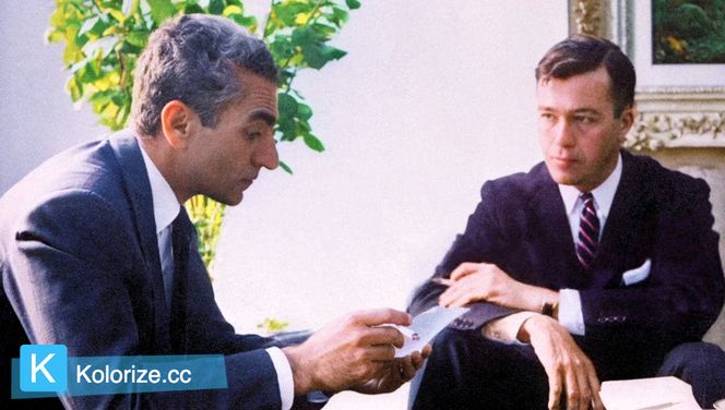 Kolorize tweet media