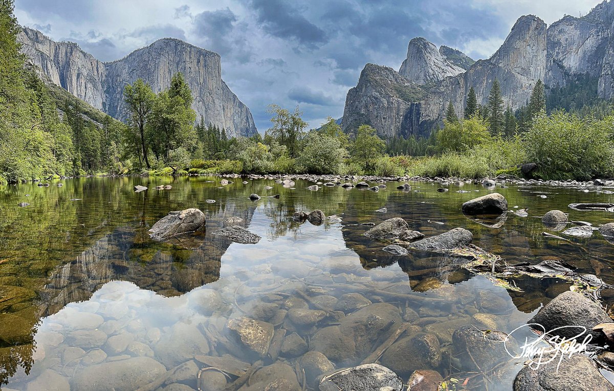 perryralph's tweet image. QP favorite reflection photo.  It’s not a unique shot but it is my favorite