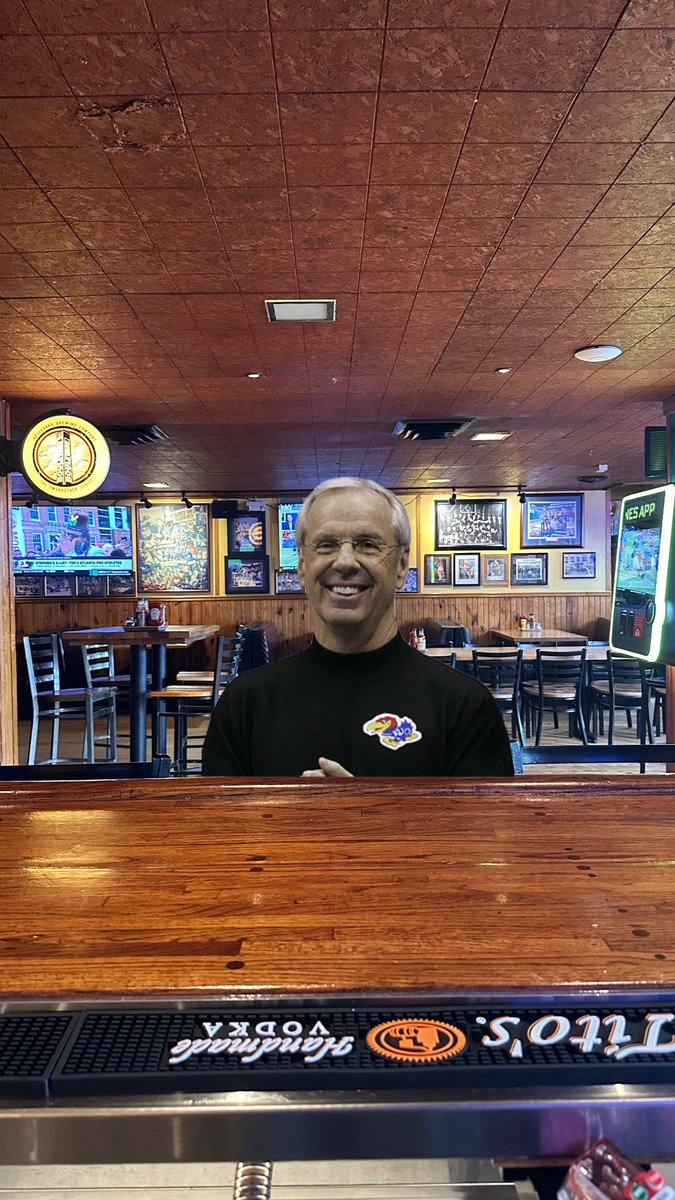 Johnny’s Tavern tweet media