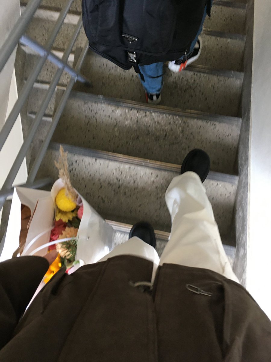 fromxummer's tweet image. 매년 서프라이즈 파티 준비하는 애랑