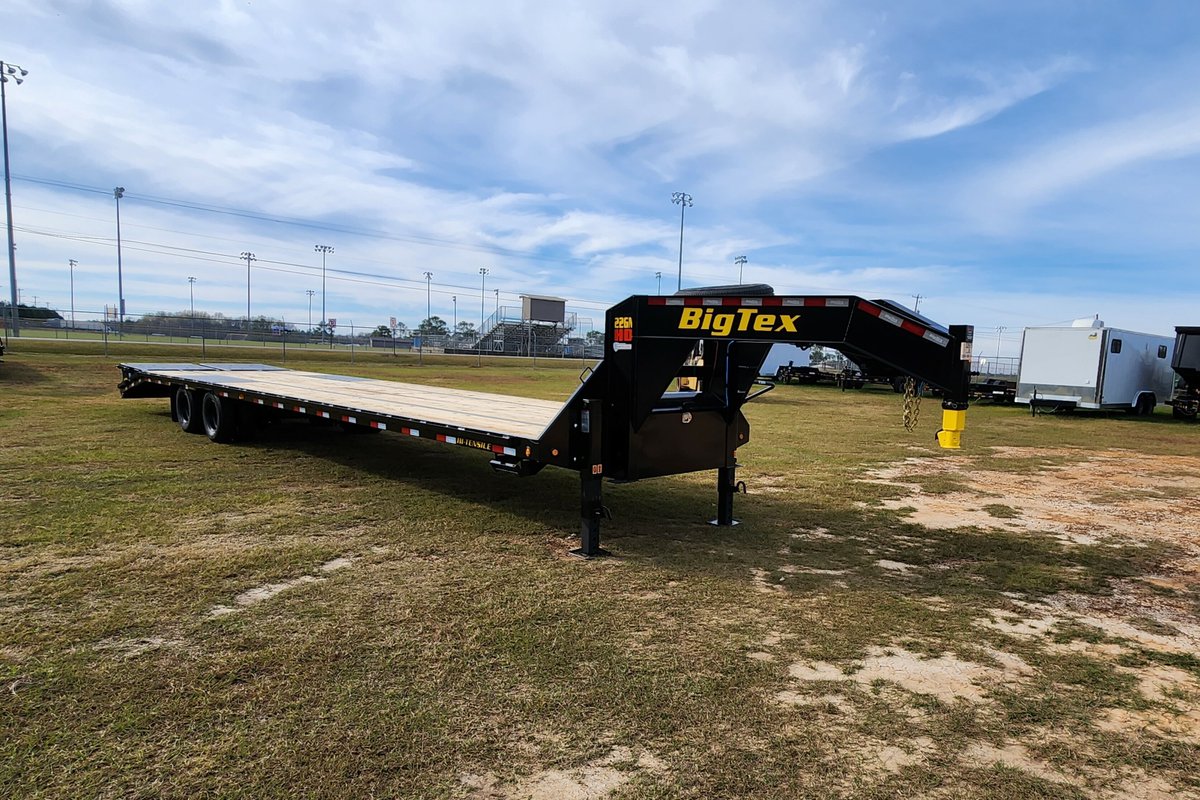 EquipmentTrader's tweet image. 🚧🚜 Check out this 2024 BIG TEX 40' GOOSENECK TRAILER 22GN-35 5 for all your hauling needs! 📍 Located in Atlanta, GA and priced at $17,999! 💪
🤤 Find out more here 👉 brnw.ch/21wOucp

#EquipmentTrader #Trailer #TrailerForSale #GooseneckTrailer #BigTexTrailer