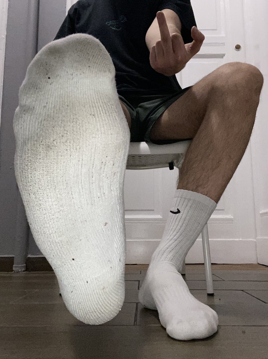 PatrickMaster56's tweet photo. Dzisiaj piątek, czyli TaxFriday😈 Melduj się w DM z daniną w mordzie, a może pozwolę ci wyniuchać te boskie skiety żałosny kundlu🧎🏻‍➡️💸 Czas na dojenie
It’s TaxFriday bitches😈 Slide into my DMs with a proper tribute and maybe I’ll let you sniff my socks. It’s draining time https://t.co/eoJvYvjM9C