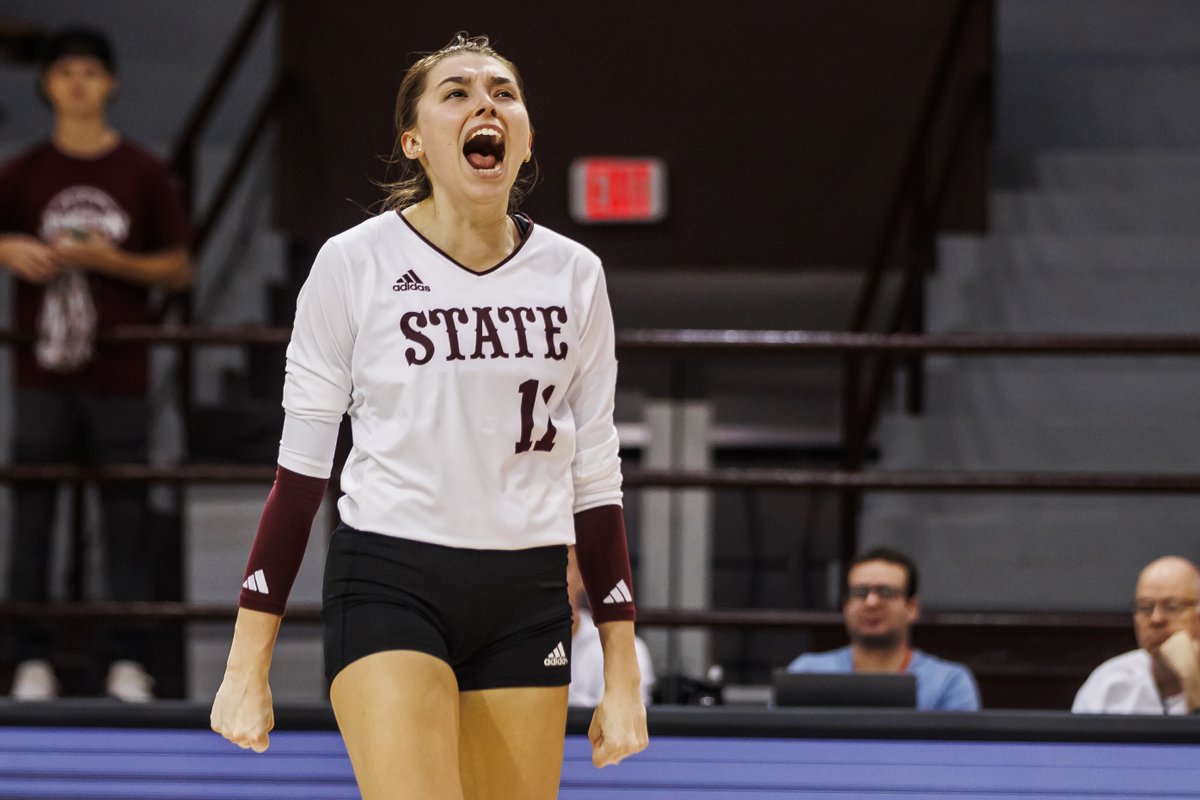 HailStateVB's tweet photo. 𝐅𝐈𝐑𝐄𝐃 𝐔𝐏 to be back at The Griss on Sunday!🔥

#HailState🐶 https://t.co/xAa7naaBY5