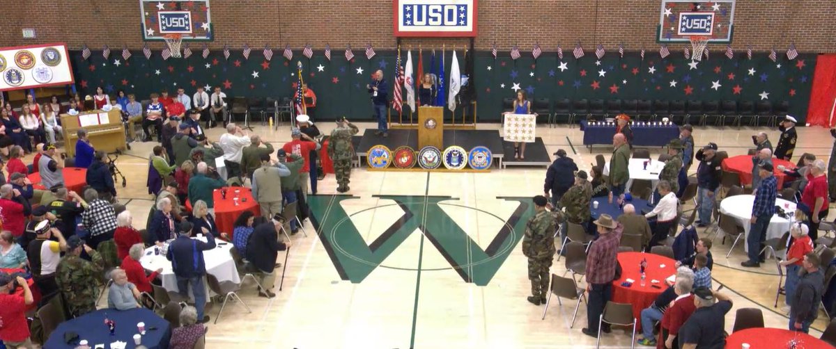 Here is the stream link to the USO Show:
fan.hudl.com/usa/ny/weedspo…

Thanks to everyone that helped to make our annual USO Show a huge success! 🤩
