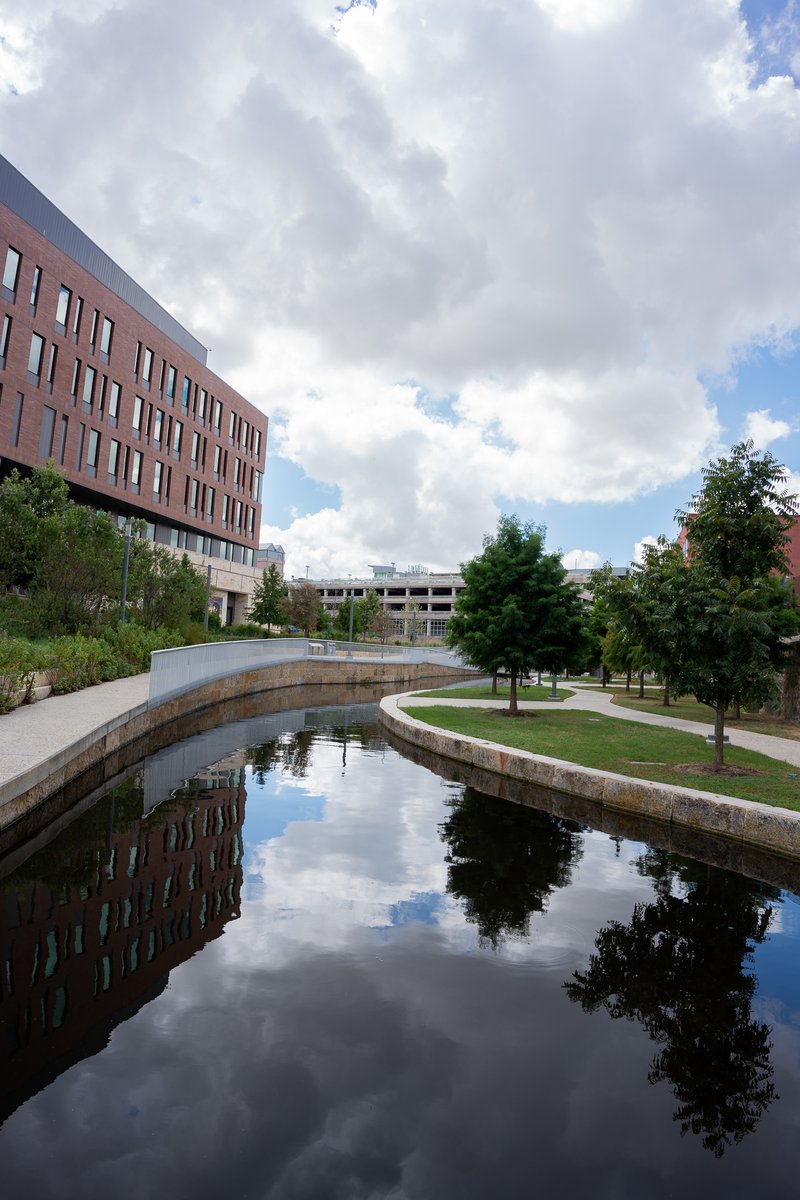 UTSA's tweet photo. Today, across our campuses, we’re pausing to reflect on our community’s well-being. Roadrunners, take a breath, check in with friends and family, and take care of yourself.

#UTSA https://t.co/5cgQZiHhLG