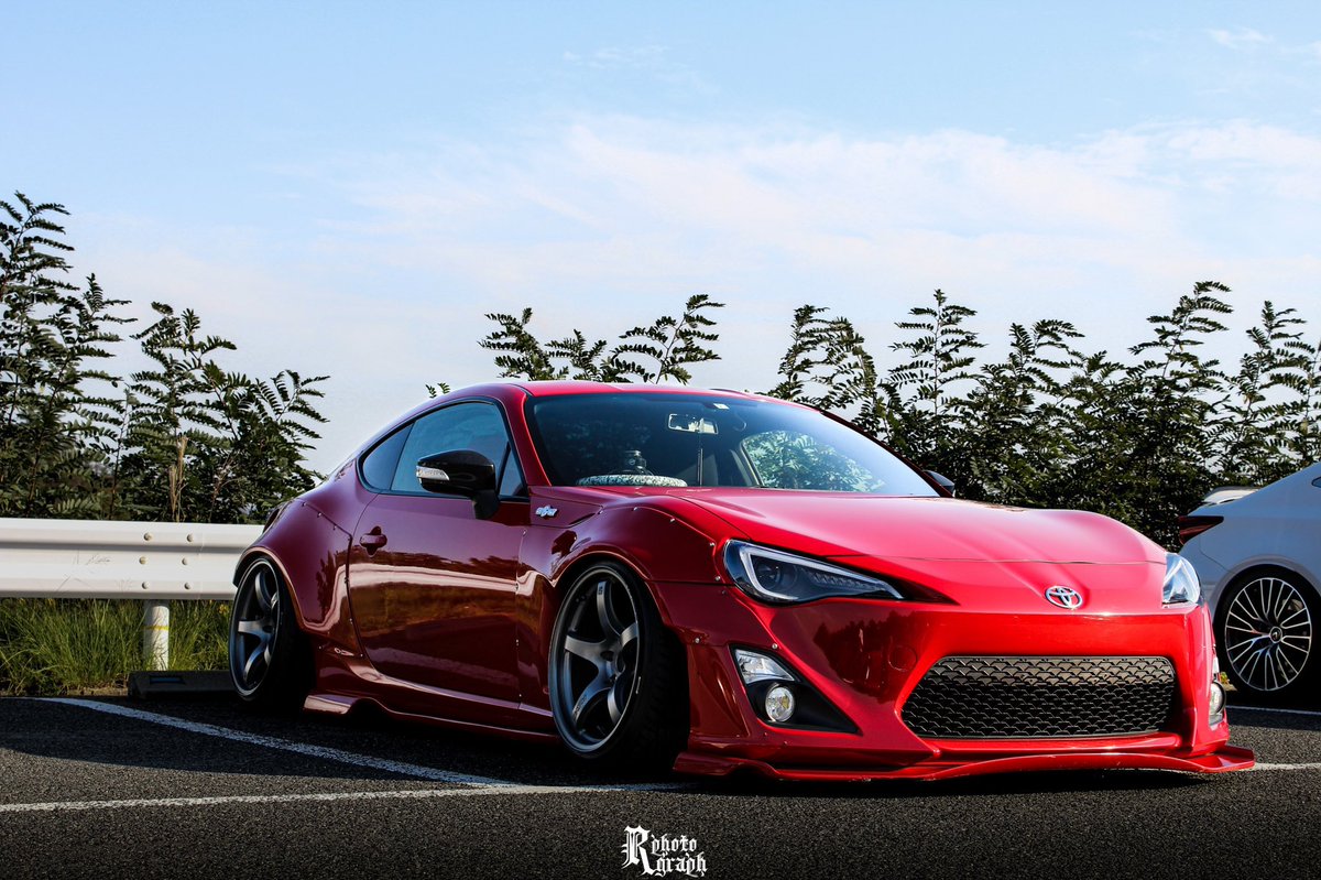 キャンバー起こしてもう1回履いてもいいなて思う
この時の仕様も割と好きだったし