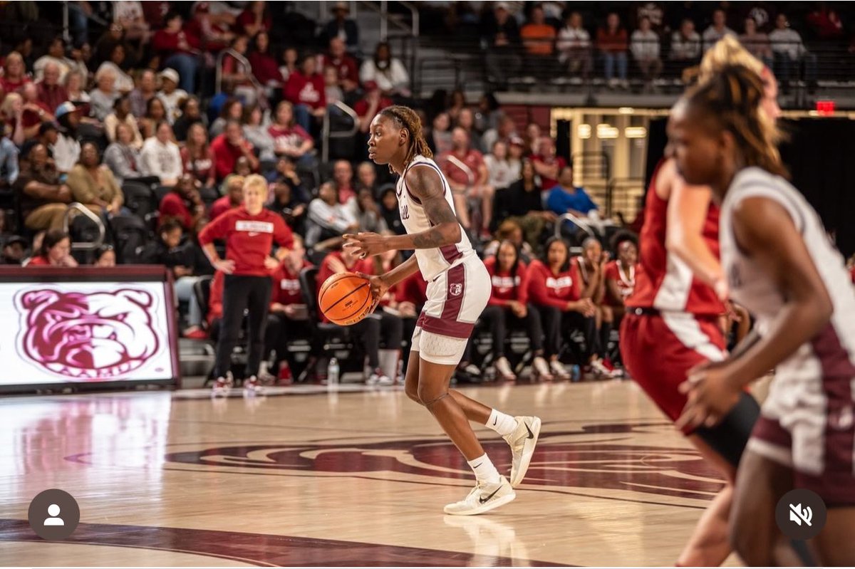DivaCoachAAMU's tweet image. So many take aways from last night.. Although the outcome wasn’t what we hoped 4… I saw a lot to build on… 

Defense will be better! 
Guard play will improve!
Post Play will be dominant. 

Played in front of the largest crowd in the history of @aamuwbb‼️

#BIGENERGY 🐾 #TEAM44