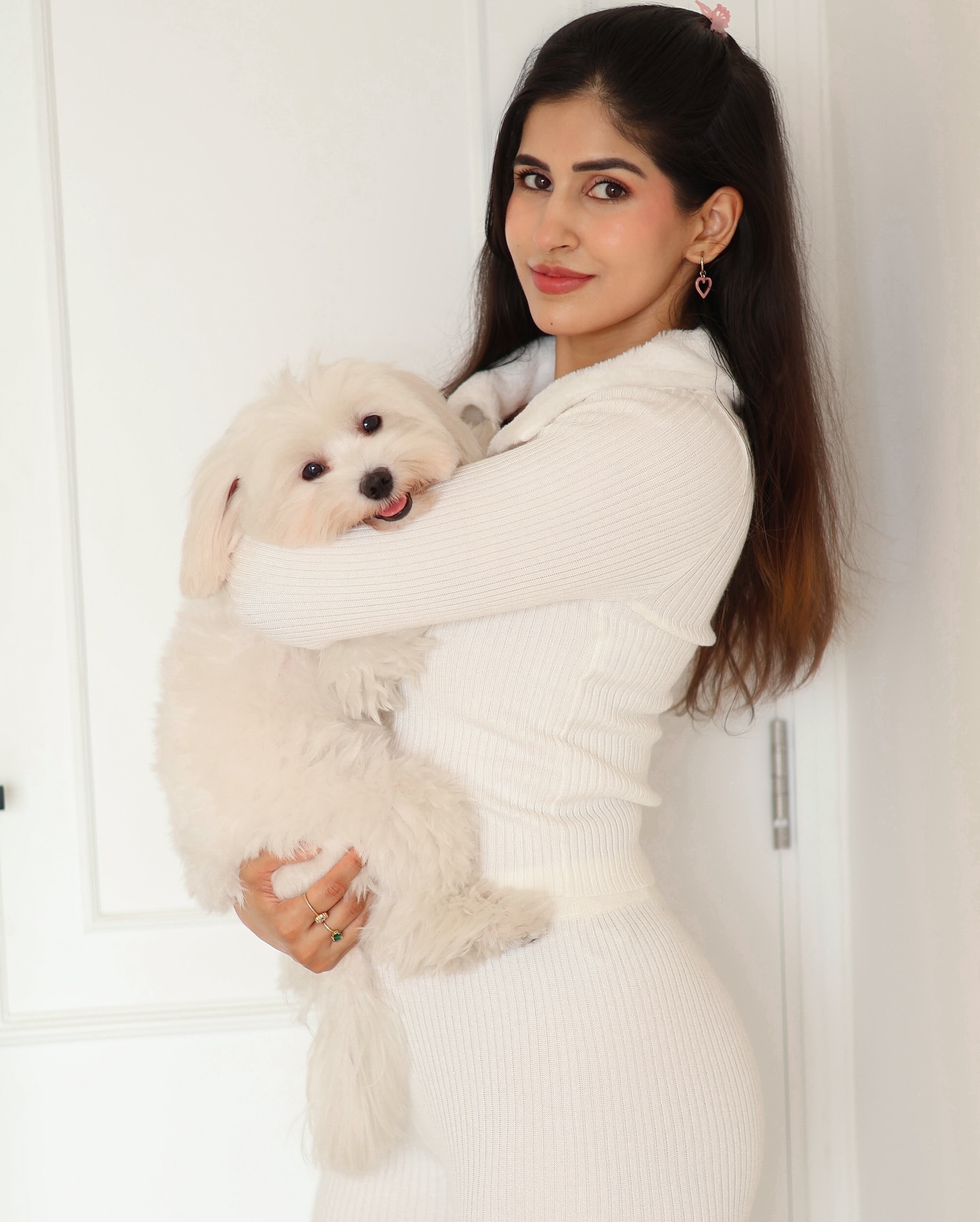 Gb4E-dYW8AIXKIt?format=jpg&name=large