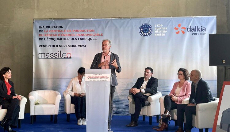 sebbarles's tweet photo. Inauguration ce matin de la 1ère centrale de production du réseau d'énergie renouvelable de thalassothermie de l'écoquartier Les Fabriques à #Marseille qui produira le chaud et le froid nécessaires pour couvrir les besoins énergétiques des bâtiments raccordés au nord de la ville. https://t.co/FKCtX1SlOl