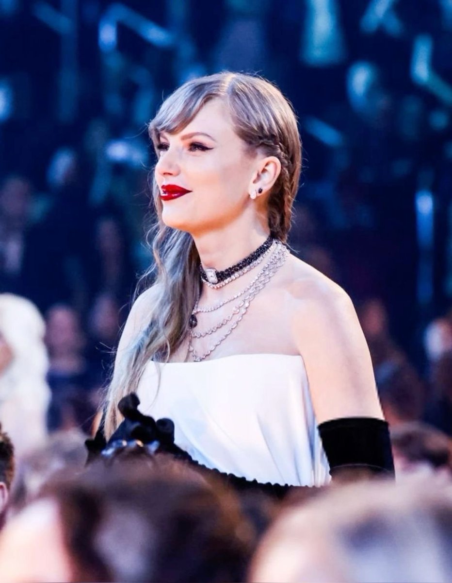 The Swift Society tweet media