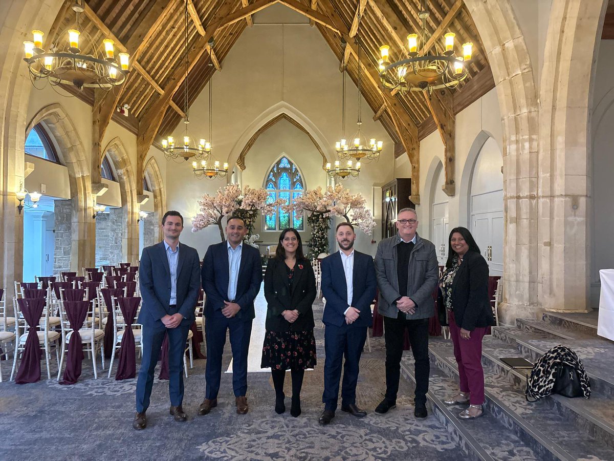 UKHofficial's tweet photo. Today we met with @kirith_ae MP at the @HolidayInn Bolton, alongside local members from @McDonaldsUK and @Stonegate_Group.
We discussed the recent Budget and the additional costs of Employer NICs, and hospitality’s role in the regeneration of Bolton town centre. #ServingBritain https://t.co/TFqrsQEEAI