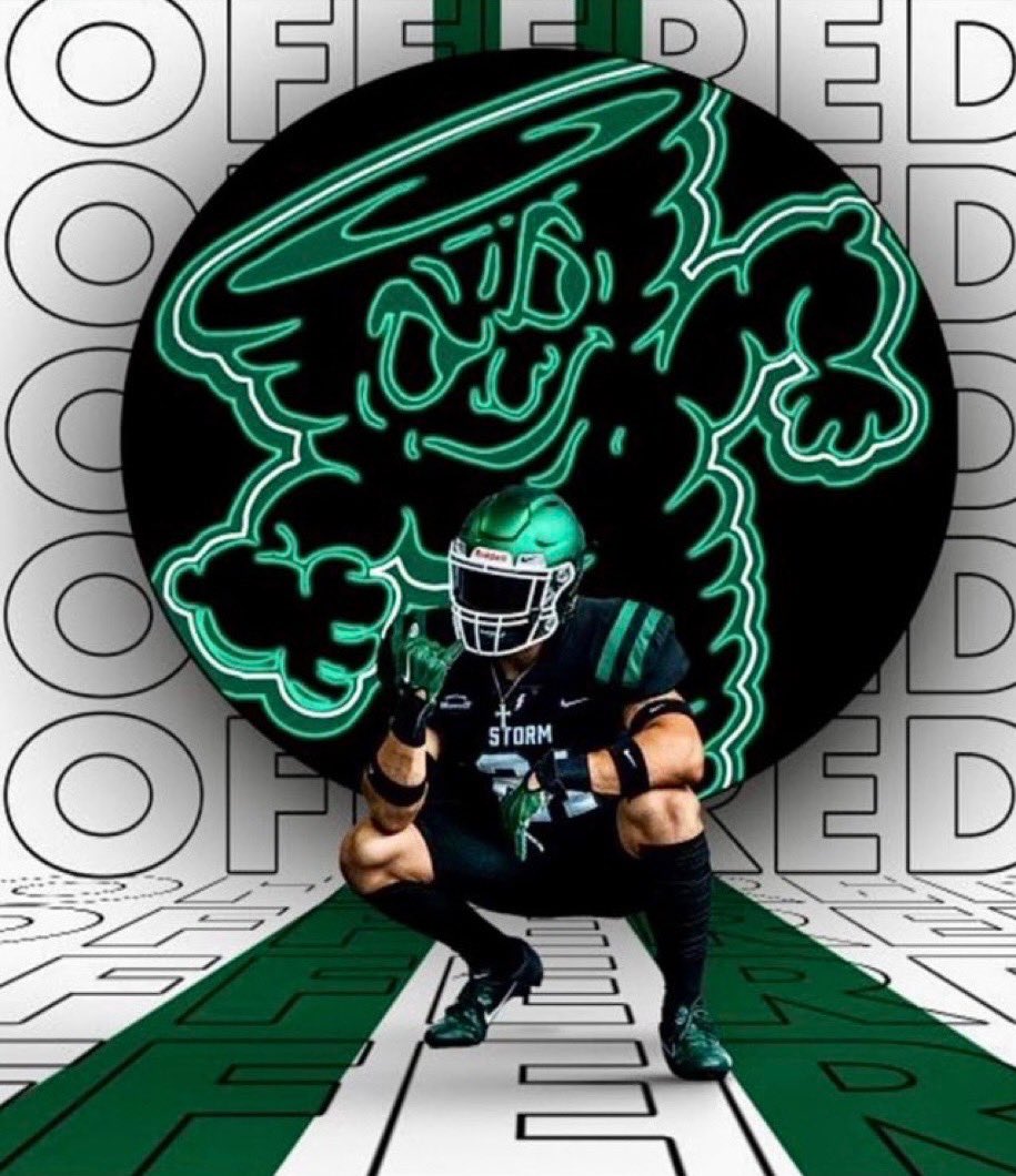 DarionJCOD's tweet photo. After a great conversation with @Coach__Drake I’m blessed to receive an offer from @LakeErieFB !!!!
@peter_hopson @CoachTCip @TomTrieb3 @Dupage_Football https://t.co/KZwFCrMUHN