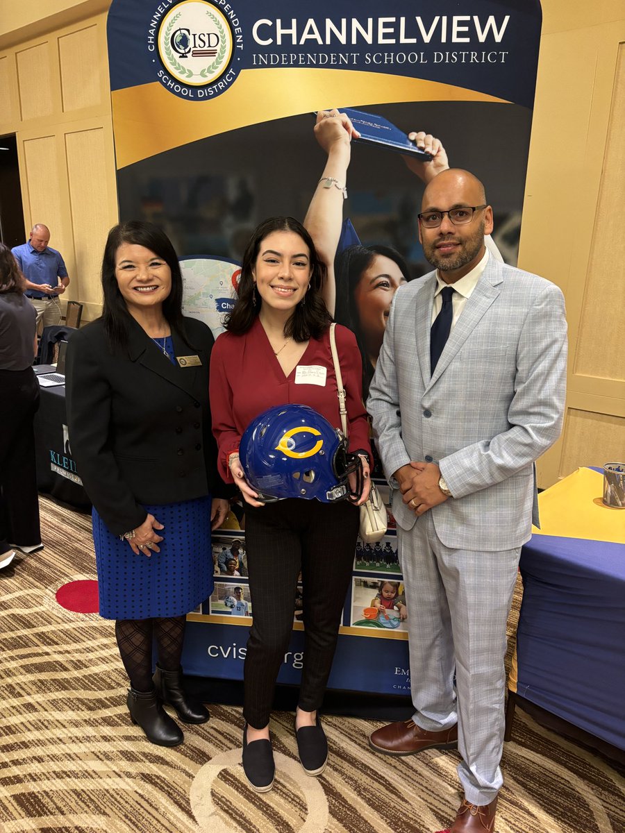 Aguirre Junior High (@aguirrejrhigh) on Twitter photo We want to welcome Maria Pizano to our Bulldog Team! She is a <a href="/ChannelviewISD/">Channelview Independent School District</a> <a href="/ChannelviewHS/">Channelview Falcons</a> alumni! We want to welcome Maria Pizano to our Bulldog Team! She is a <a href="/ChannelviewISD/">Channelview Independent School District</a> <a href="/ChannelviewHS/">Channelview Falcons</a> alumni!