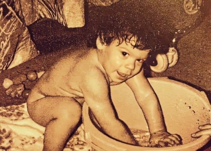 SzikoraEva's tweet photo. .
    💌
To someone who touches each life
you enter, spreading joy to everyone you meet: may the love and happiness you share with others return to you tenfold.
           Love generates love 💞

#CanYaman
#HappyBirthday35CanYaman https://t.co/6swGsT02nc