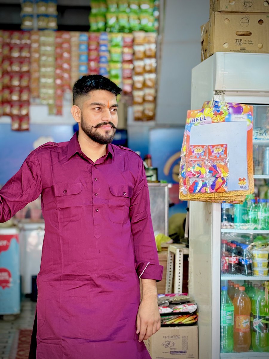 RahulSwami00143's tweet photo. जब मैं सबसें मिला तों  मैं मिला, जब में ब्रह्म से मिला तो ब्रह्म हो गया । https://t.co/t8b3EqSE0T