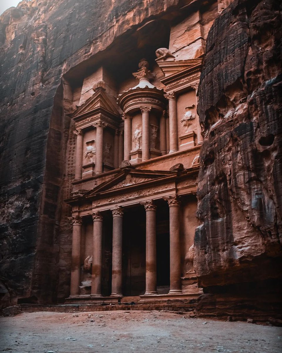 Architecture & Tradition tweet media