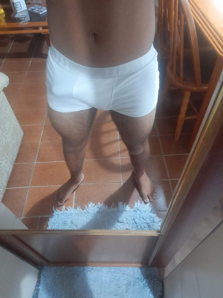 theyoung013's tweet photo. Alguém de Praia Grande pra ter uma amizade colorida?   chama dm ou segue q eu chamo #PINTOSAWARDS #praiagrande #PINTOAWARDS #PINTOAWARD #TROCONUDS #PINTOSAWARD #XOTAAWARDS #XOTASAWARD https://t.co/TSRmjRzbus