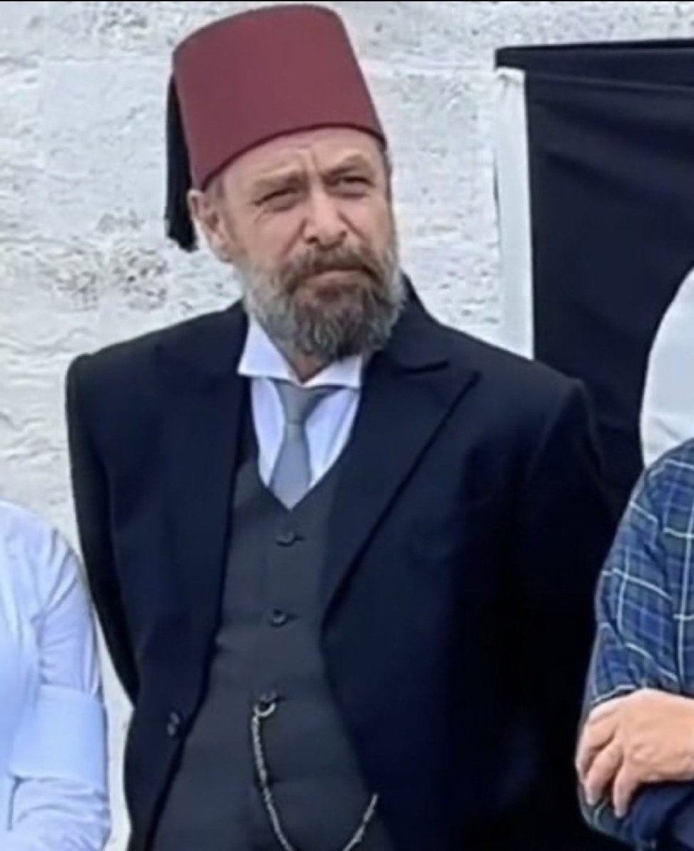 nocontextamirim's tweet photo. bana saadetin resmini tasvir-i humayun eyleyebilir misin serkomiser? https://t.co/vVm5RWtD8H