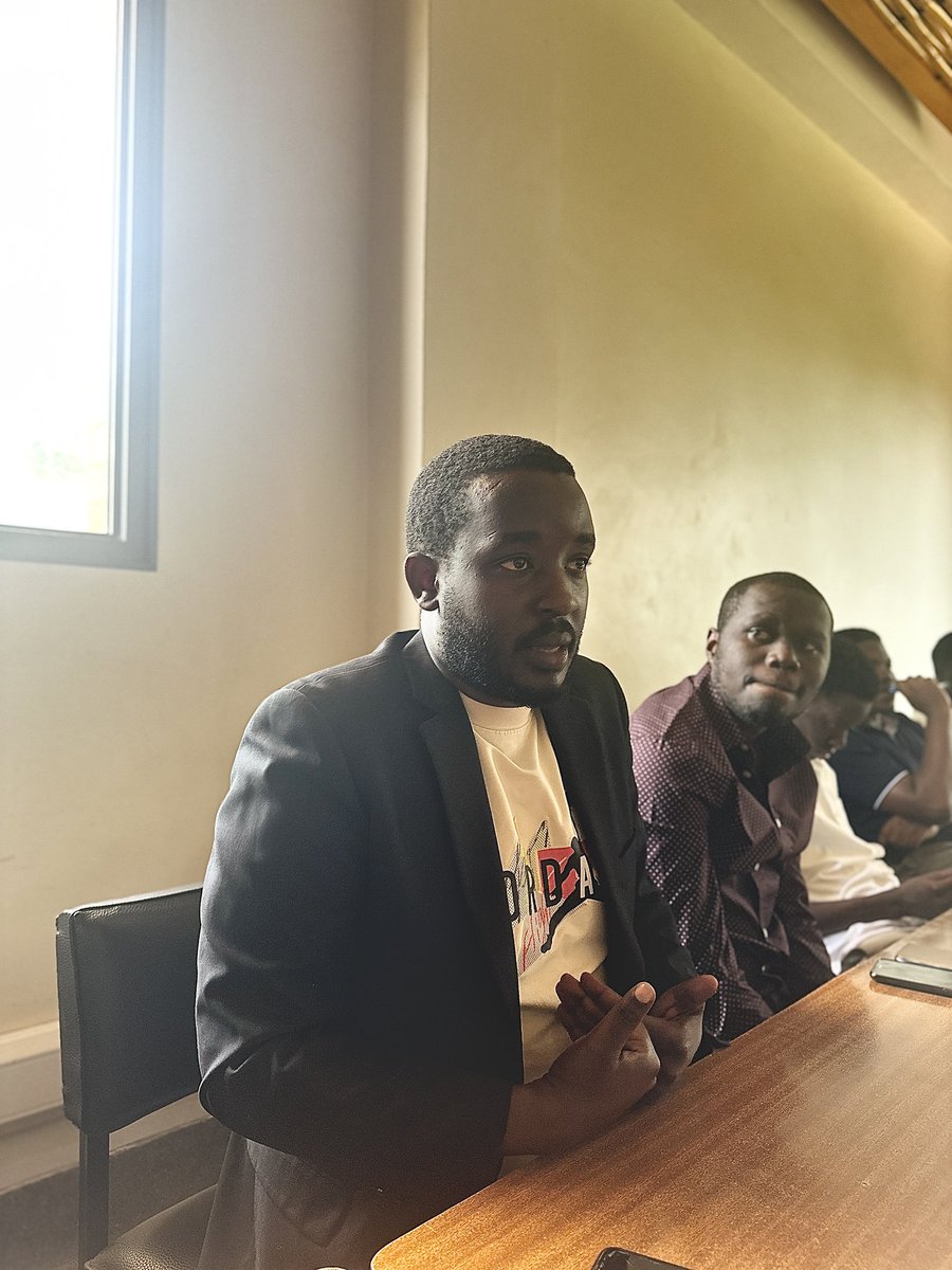 moving_feet's tweet photo. Thank you our stakeholders for the time we had to discuss "THE ROLE OF BIG DATA ON TRANSFORMATIVE ECONOMIC POLICY."  Breakfast meeting at UCU @rethinkecon @RethinkingUCU @AlvinMurorwa @OfficialMubs https://t.co/5V1rhwQj3A