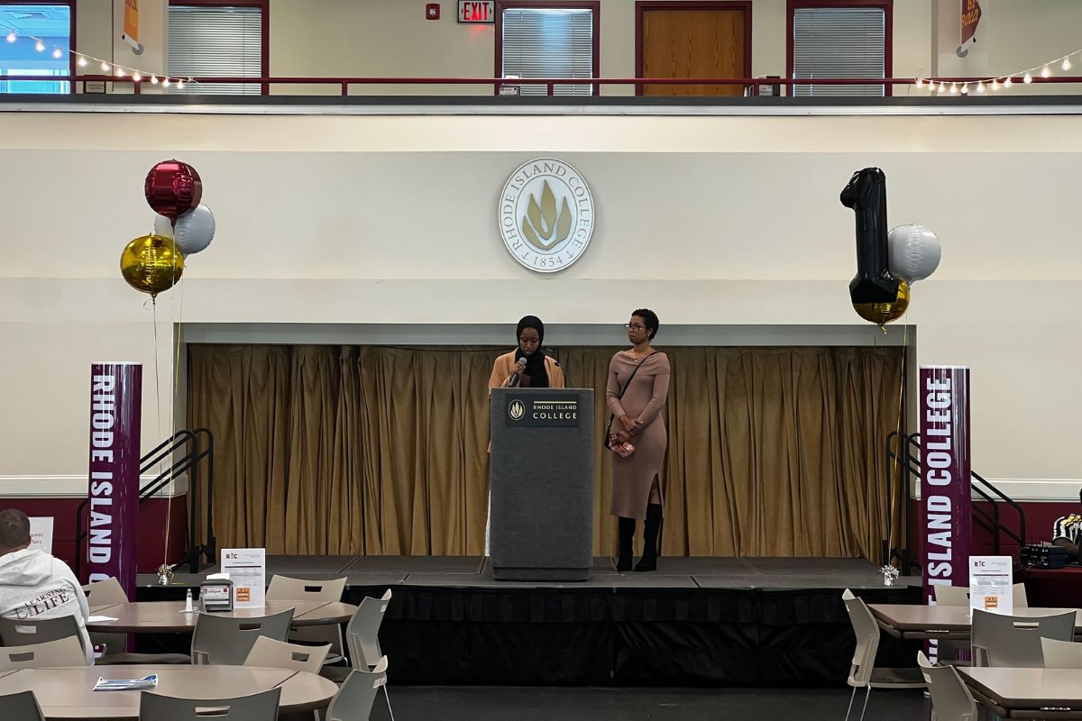 RICNews's tweet image. We ♥️ our First Gen Students! 

Thank you for celebrating #FirstGenStudent Day with us! 

#RhodeIslandCollege #BeBOLD #FirstGen