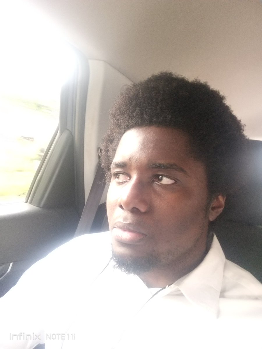 Je viens de mater le dernier live de la formation d'Alex Callen et je dois dire que le media buying n'a rien à voir avec ce que je pensais que c'était.

Plus qu'un an que je suis sur Internet, voilà une activité qui me parle. Je peux m'y essayer, peut-être que c'est ce qui va