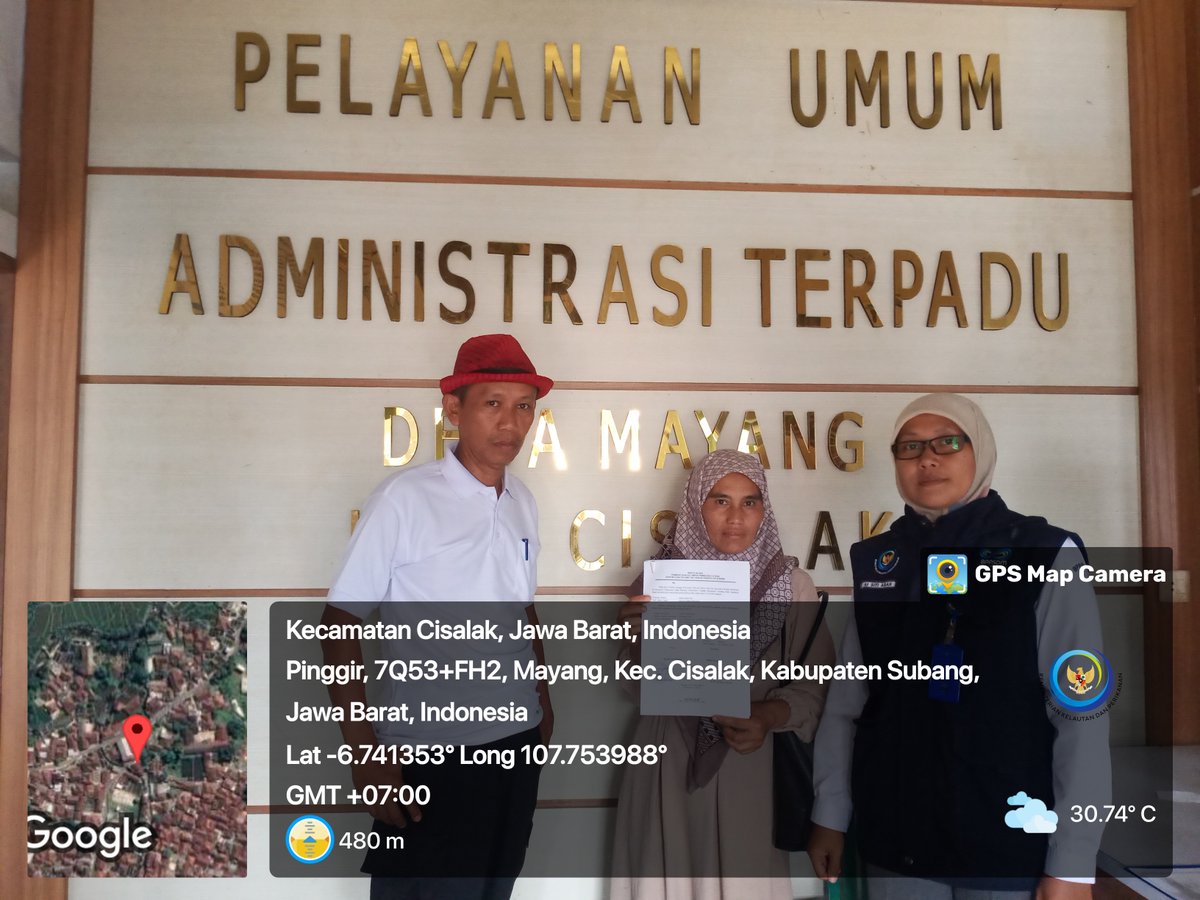 AieSitiAsiah's tweet photo. 18/3/2024 Ai Siti Asiah PPB Kab.#Subang koordinasi dan penandatanganan berkas #penumbuhan pokdakan Karya Lestari oleh Kepala Desa Mayang di Desa #Mayang Kec. #Cisalak @brpbatpp_bogor
#giatluhkansatminkalbogor #luhlapor #aktivitas https://t.co/gleexkinEg